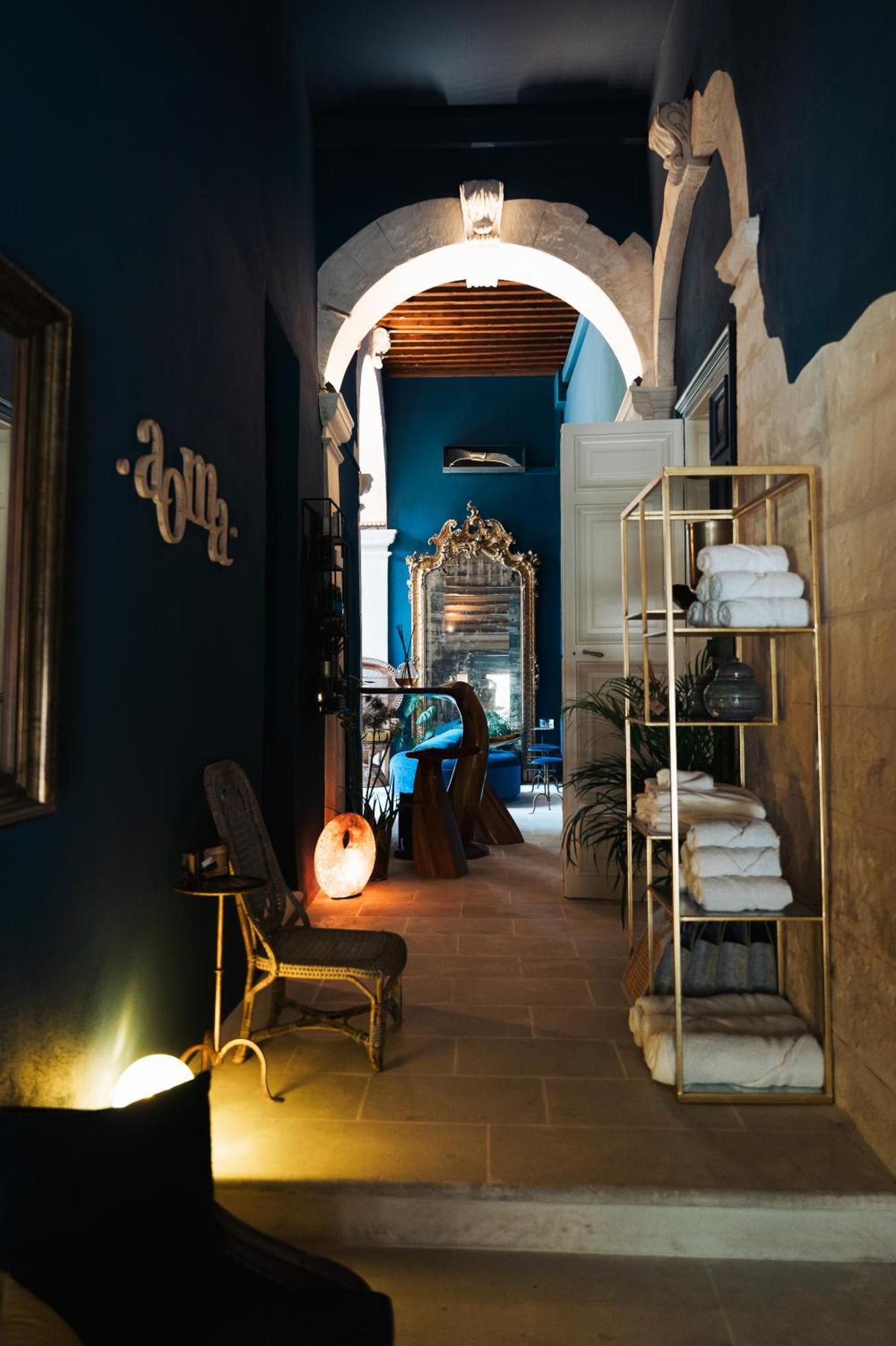 Palais Aoma, Hotel Particulier De Luxe En Provence L'Isle-sur-la-Sorgue Bagian luar foto